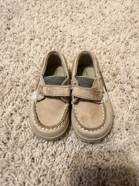 Sperry Kids Tan Hook-and-Loop Moccasin Sneakers